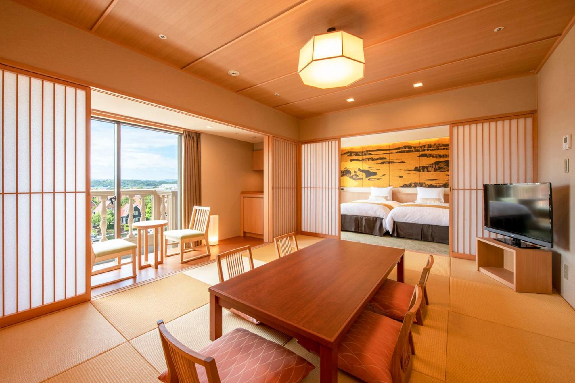Hotel Okura Jr Huis Ten Bosch Szaszebo Kültér fotó A Japanese-style room at the hotel